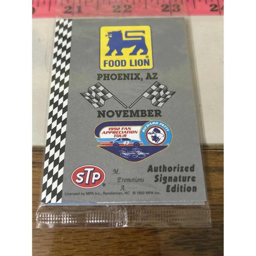 4 FOOD‎ LION 112 Petty Racing Trading Multi-Card Pack  Phoenix Az Sealed
